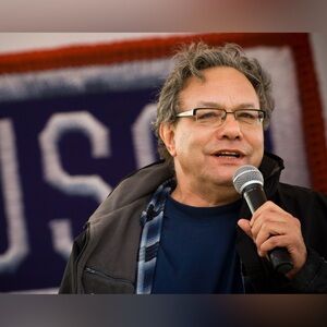 8x10 Lewis Black Comedian 2007 USO Holiday Tour Photo
